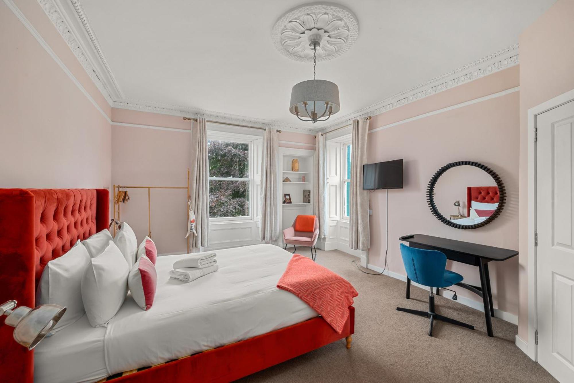 Rosebank House - 12 Guests, 6 Ensuite Bedrooms, Ev Point, Games Rooms, Wood Burner, Pet Friendly! Blairgowrie and Rattray Eksteriør bilde