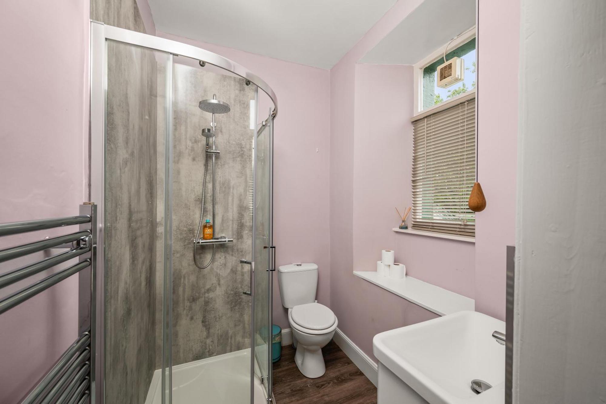Rosebank House - 12 Guests, 6 Ensuite Bedrooms, Ev Point, Games Rooms, Wood Burner, Pet Friendly! Blairgowrie and Rattray Eksteriør bilde